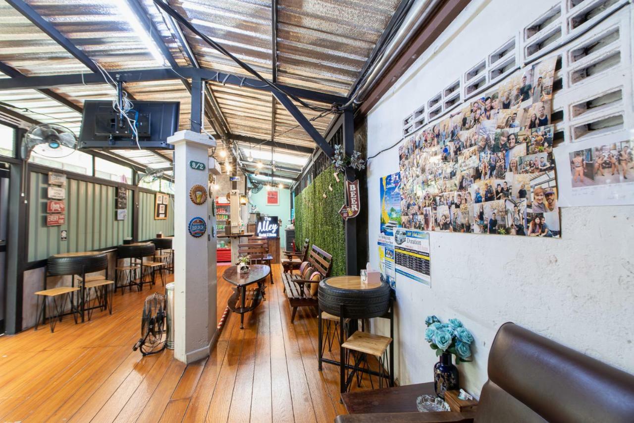 The Alley Hostel&Bistro Bangkok Exterior foto