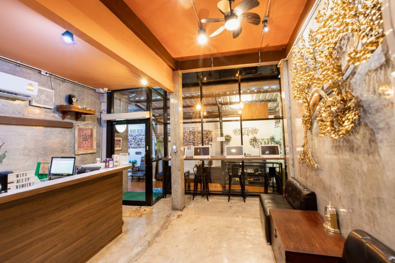 The Alley Hostel&Bistro Bangkok Exterior foto